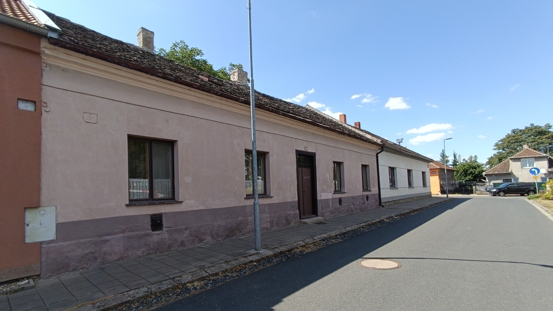 Dům v Pečkách
